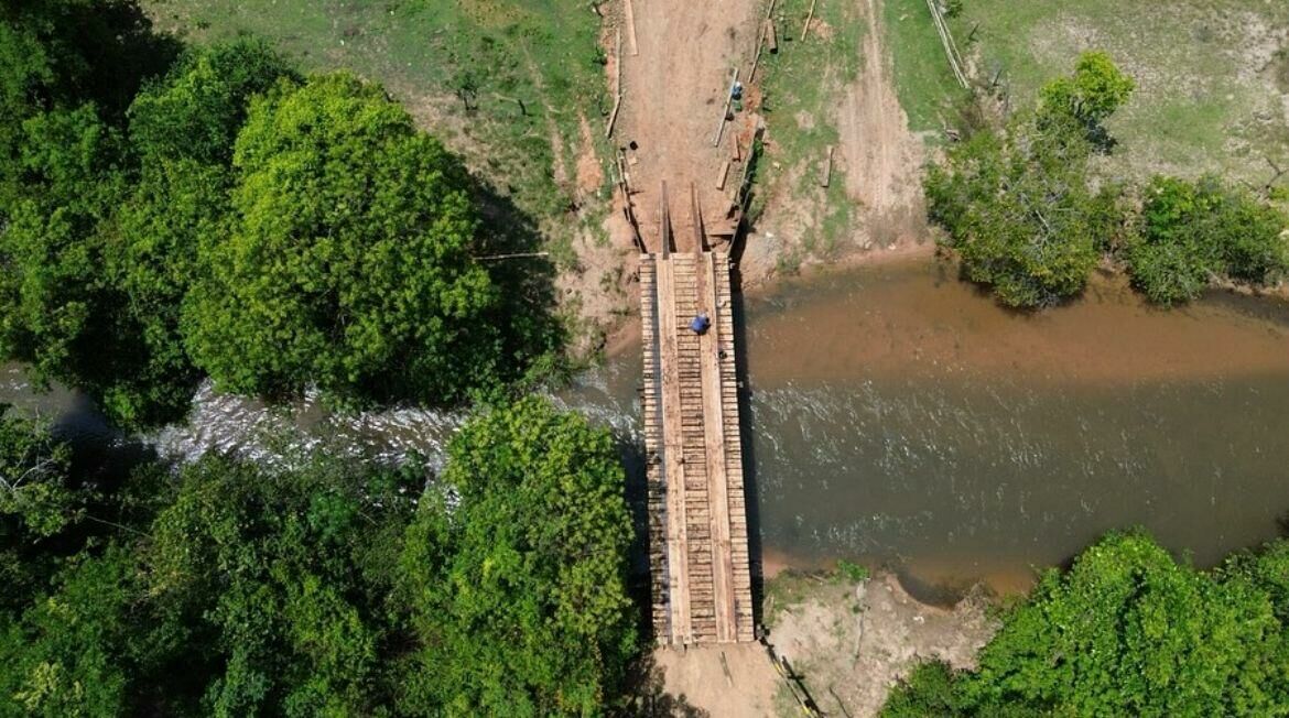 Imagem de compartilhamento para o artigo Prefeito Juvenal Consolaro destaca ações da Secretaria de Infraestrutura realizadas em Figueirão  da MS Todo dia